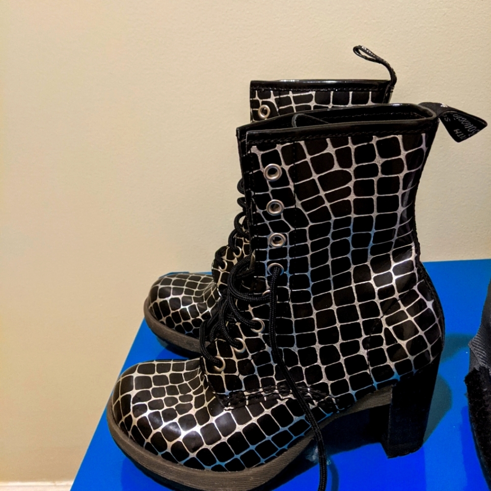 Rare Doc Martens Heeled Boots 37